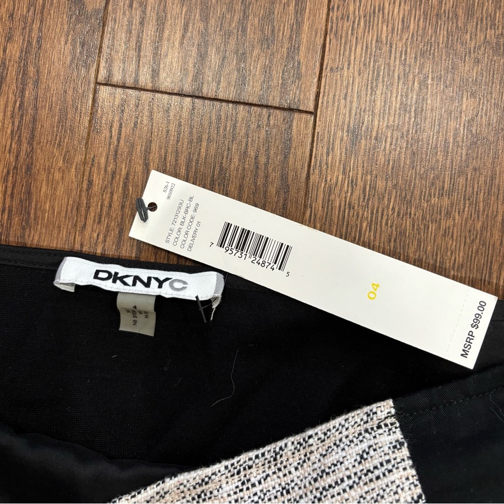 NWT beautiful Skirt